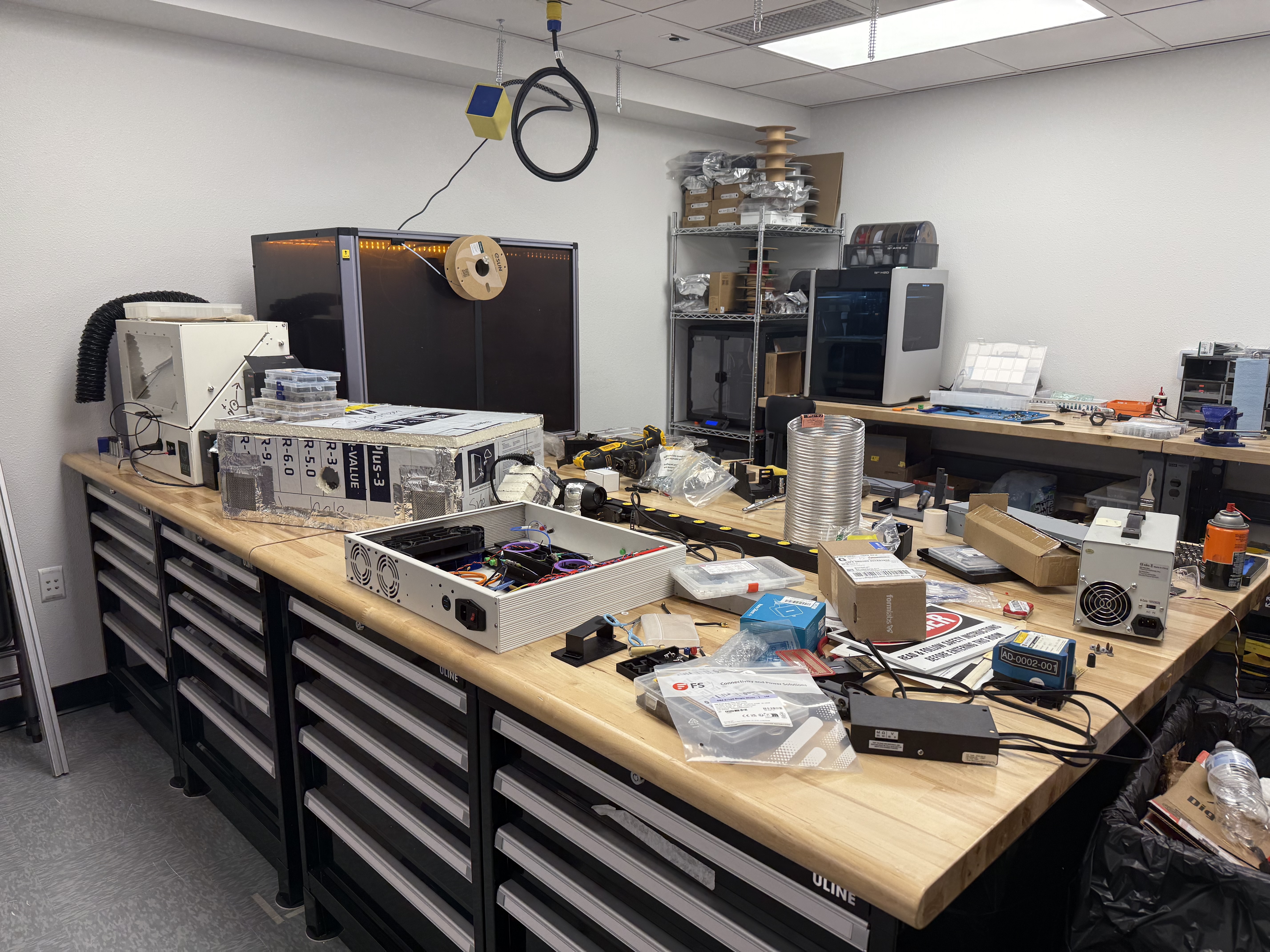 Mechanical engineering shop at Spectrum Lab