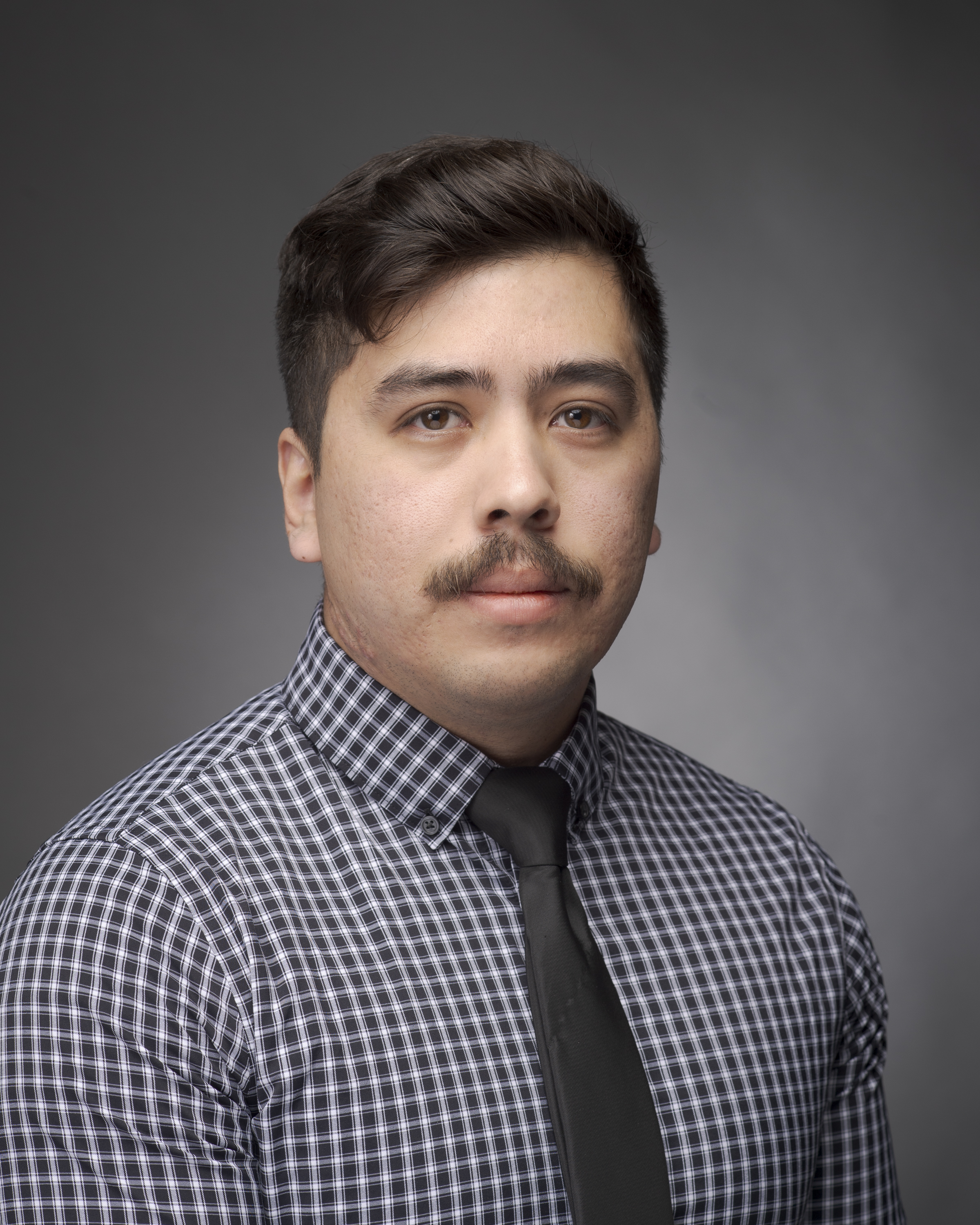 Headshot of Ector Ayala